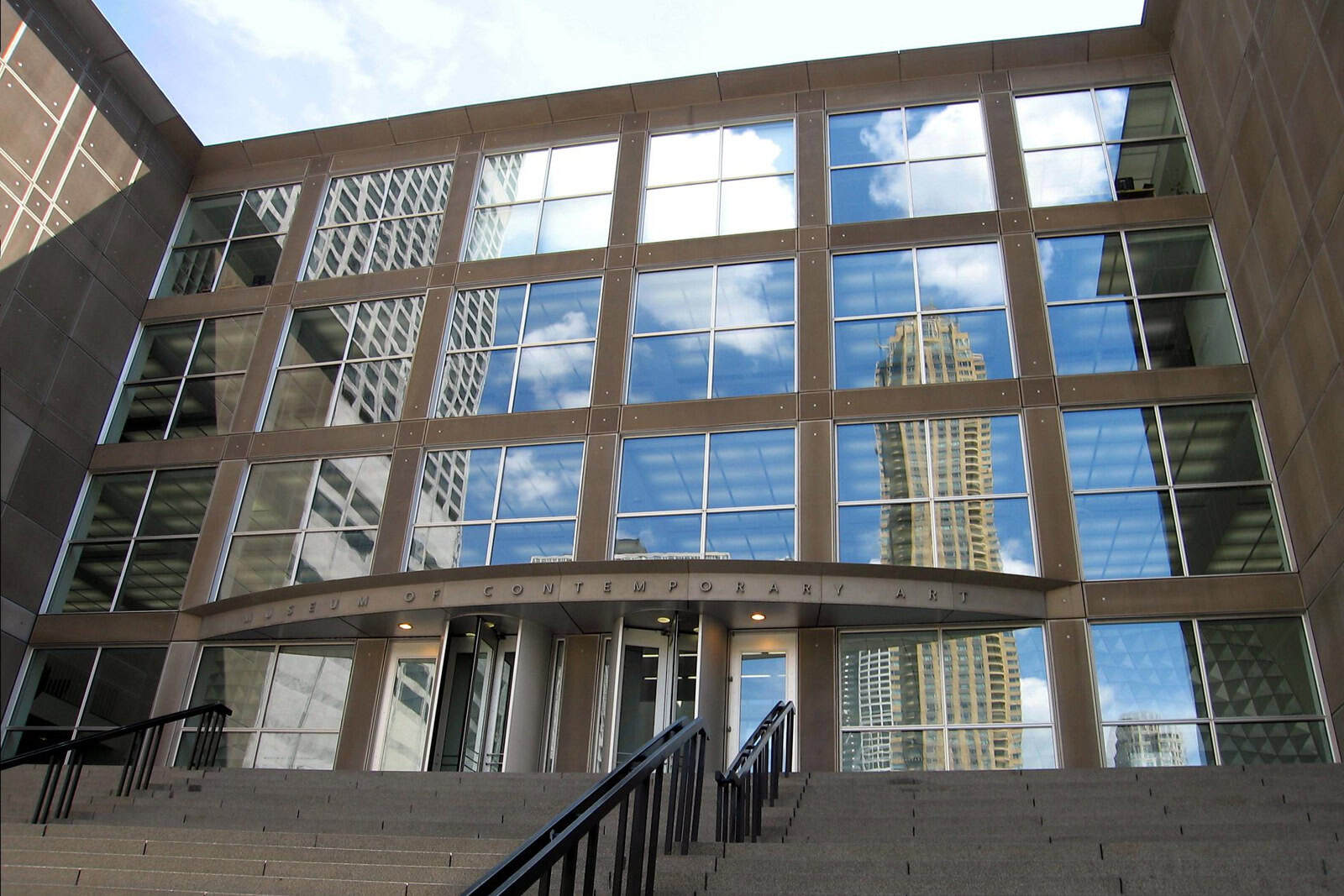 Entrance and exterior staircase of the Museum of Contemporary Art Chicago.